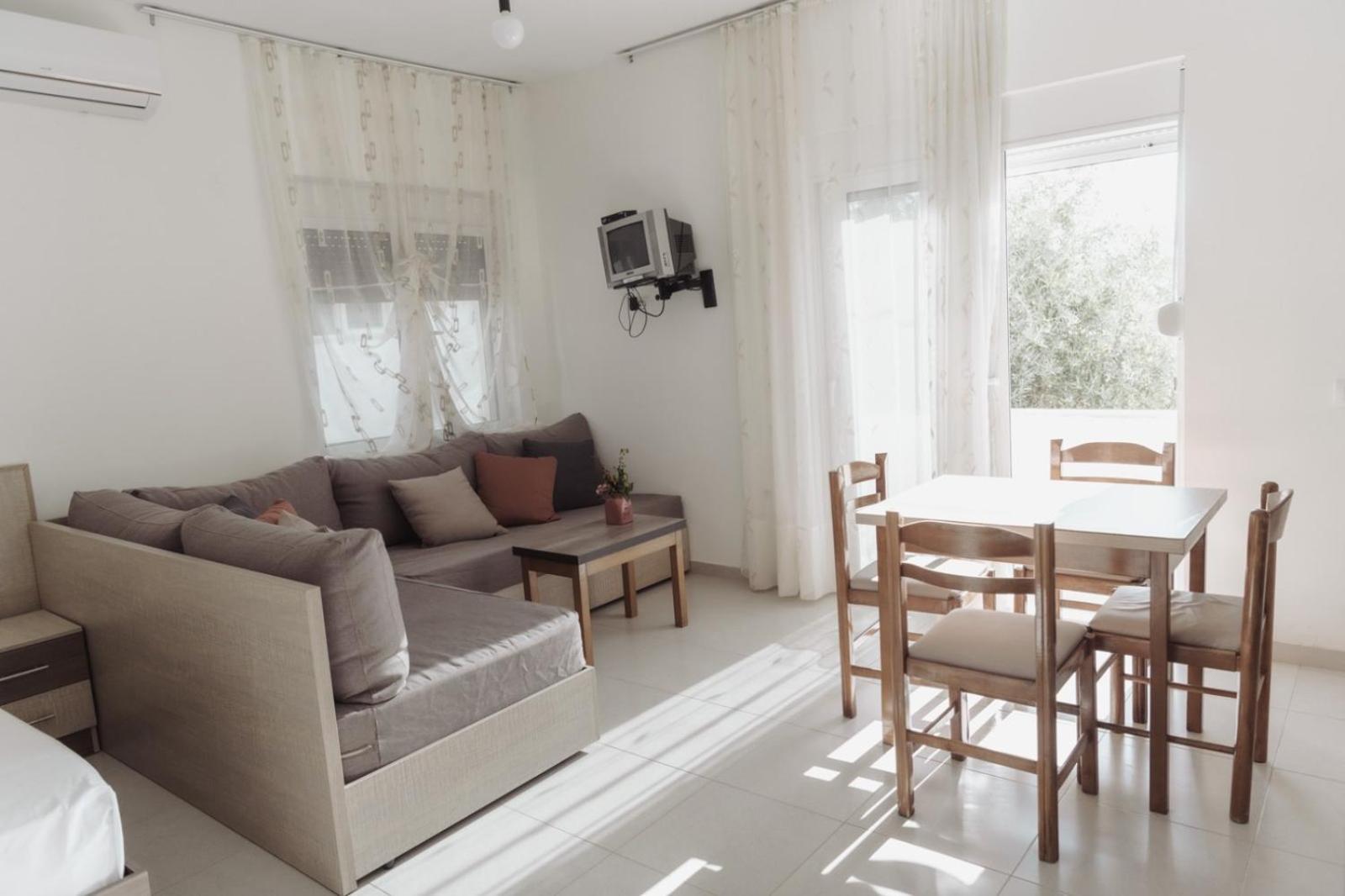 Villa Melodia Xhek คซามิล ภายนอก รูปภาพ